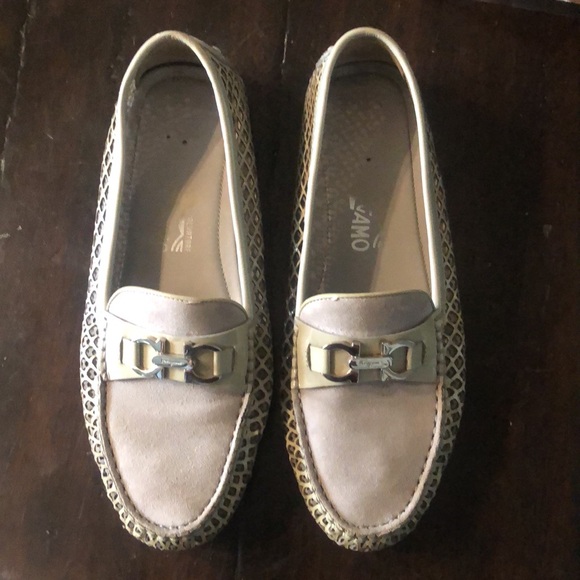Ferragamo horse bit loafers - Picture 2 of 5